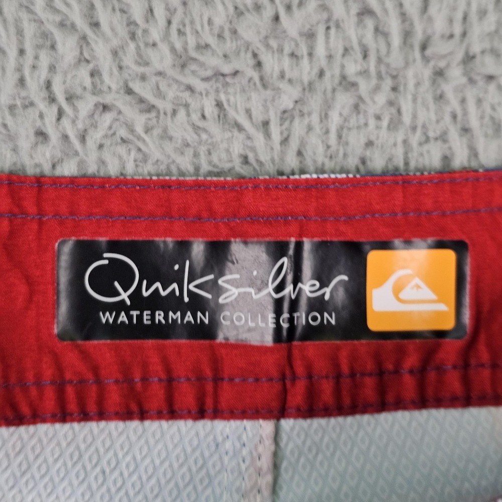 Quiksilver Waterman Board Shorts Mens 32 Blue Plaid Cargo Swim Trunks Pocket - Picture 7 of 10